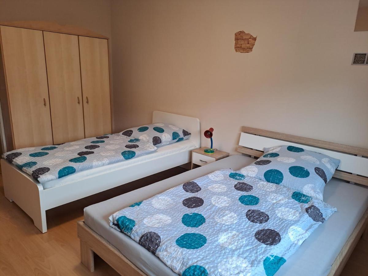 Ferienwohnung Schleiten Puttlingen Екстер'єр фото
